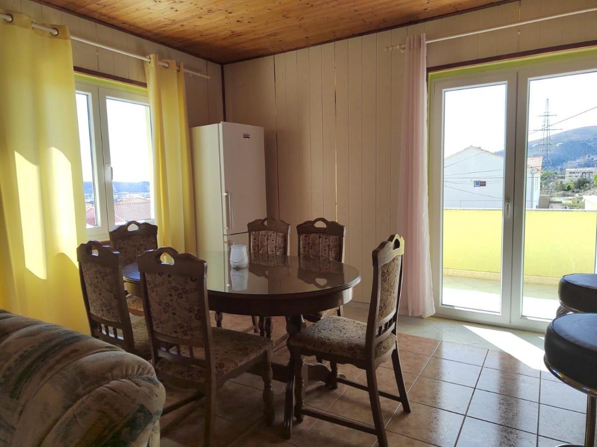 Apartman Memories Трогир Екстериор снимка