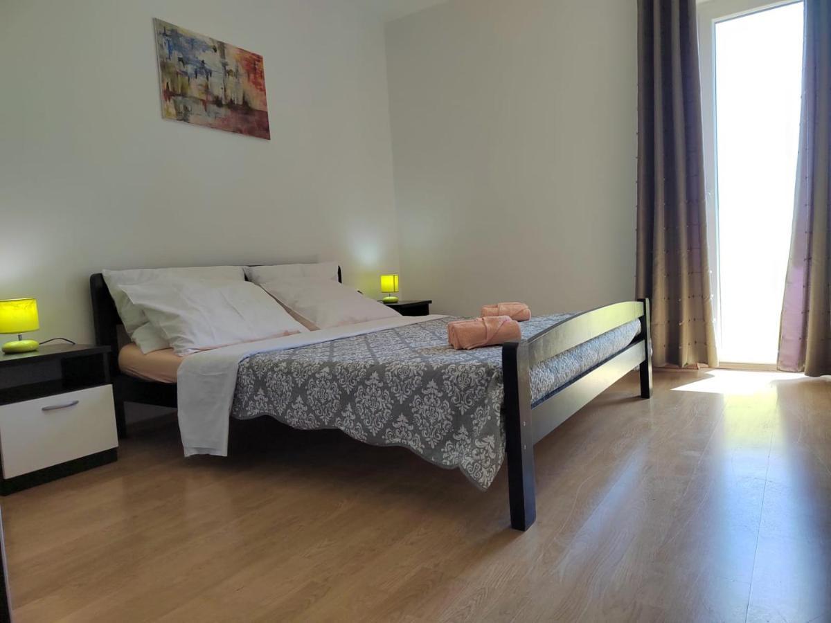 Apartman Memories Трогир Екстериор снимка