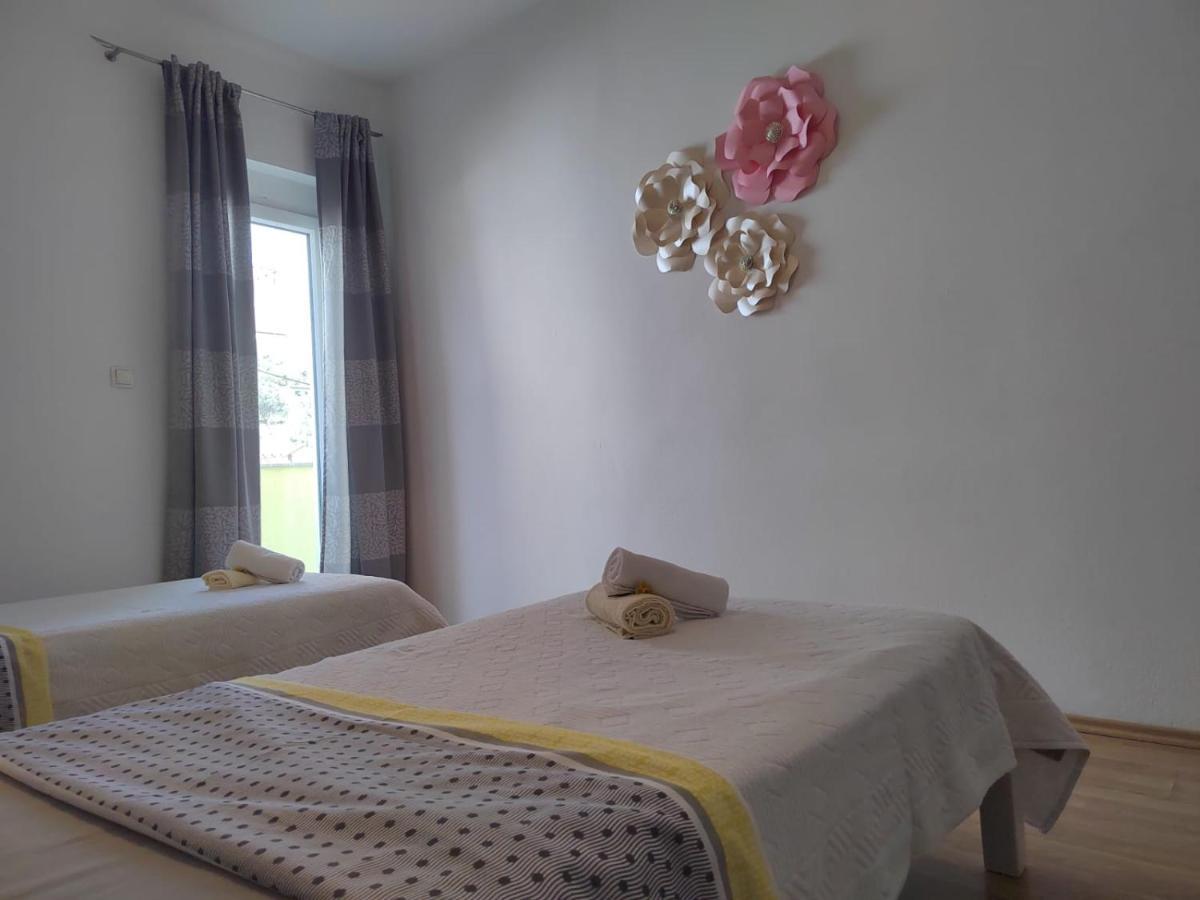 Apartman Memories Трогир Екстериор снимка